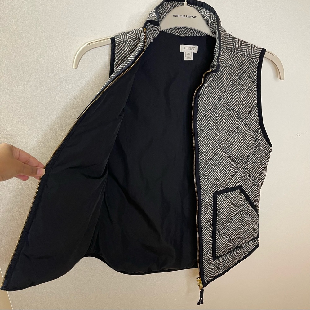 NWOT JCREW Herringbone puffer vest black and cream Size XS - Picture 10 of 10